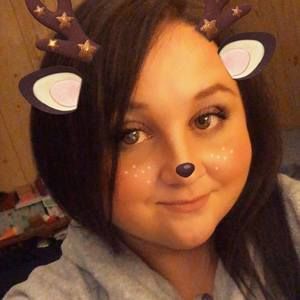 Meet your Posher, Holly